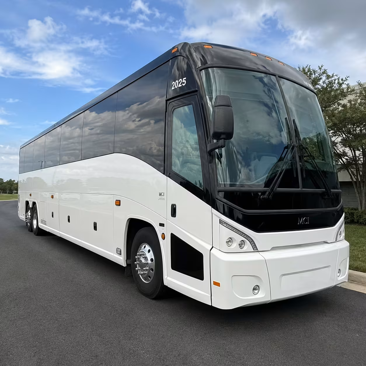 concert shuttle buses to the nashua center for the arts