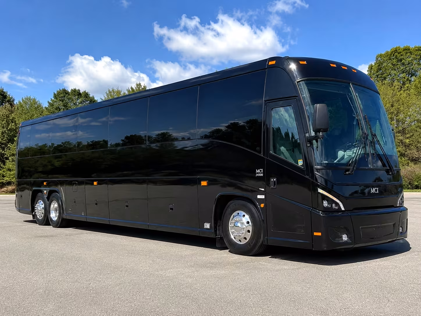 minibus rentals for nashua school trips to science museums