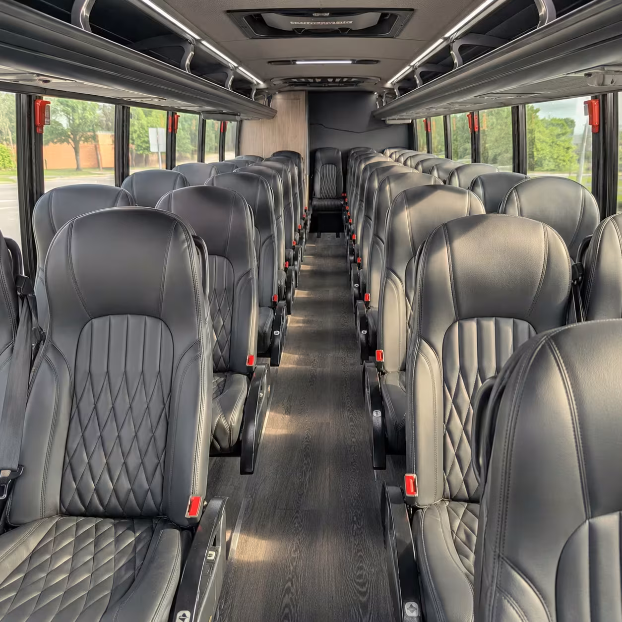 nashua 30 passenger minibus rental