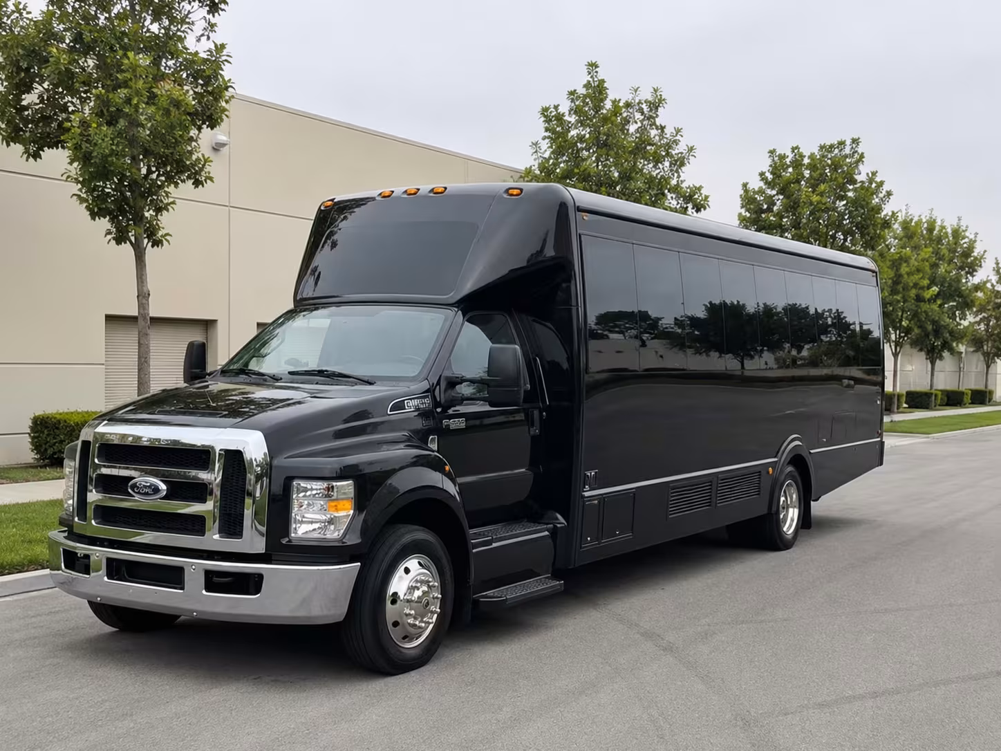 nashua bridal party bus rentals for your wedding day
